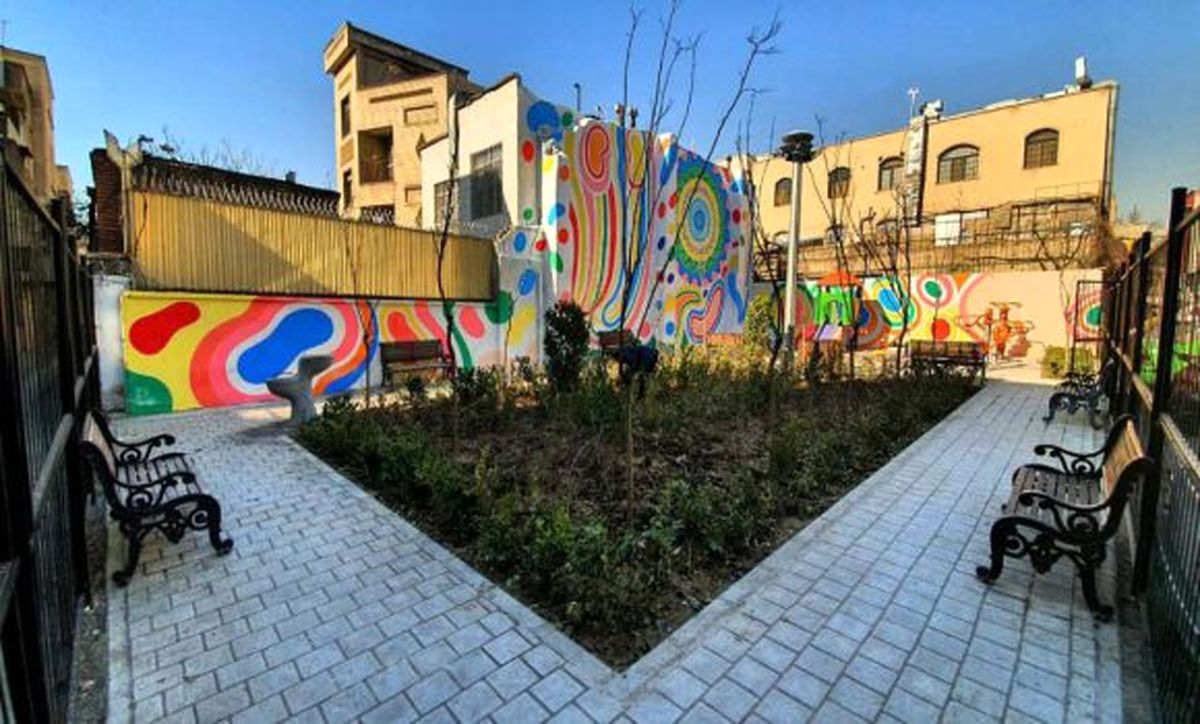 تبدیل فضای بی‌دفاع شهری به بوستان «شهدای سلامت» در خیابان جمهوری
