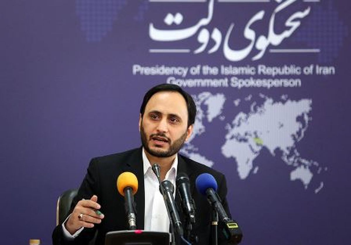 حذف ارز ترجیحی تکلیف قانونی دولت است مدافع متناسبسازی عادلانه حقوقها هستیم
