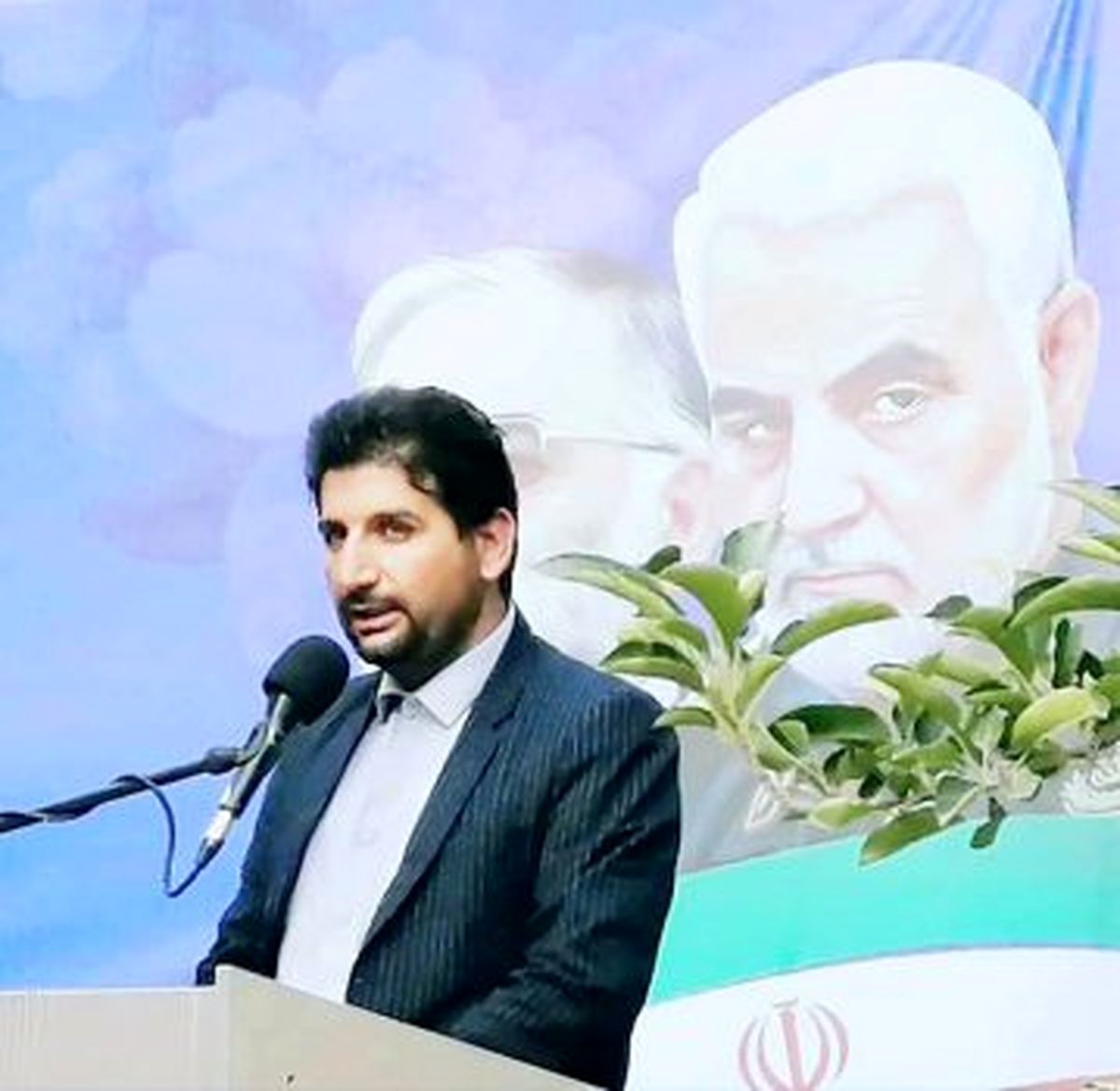 عبدالملکی نگین درخشنده کابینه دولت رئیسی خواهد بود رستم قاسمی در هر میدانی بوده موفق عمل کرده است