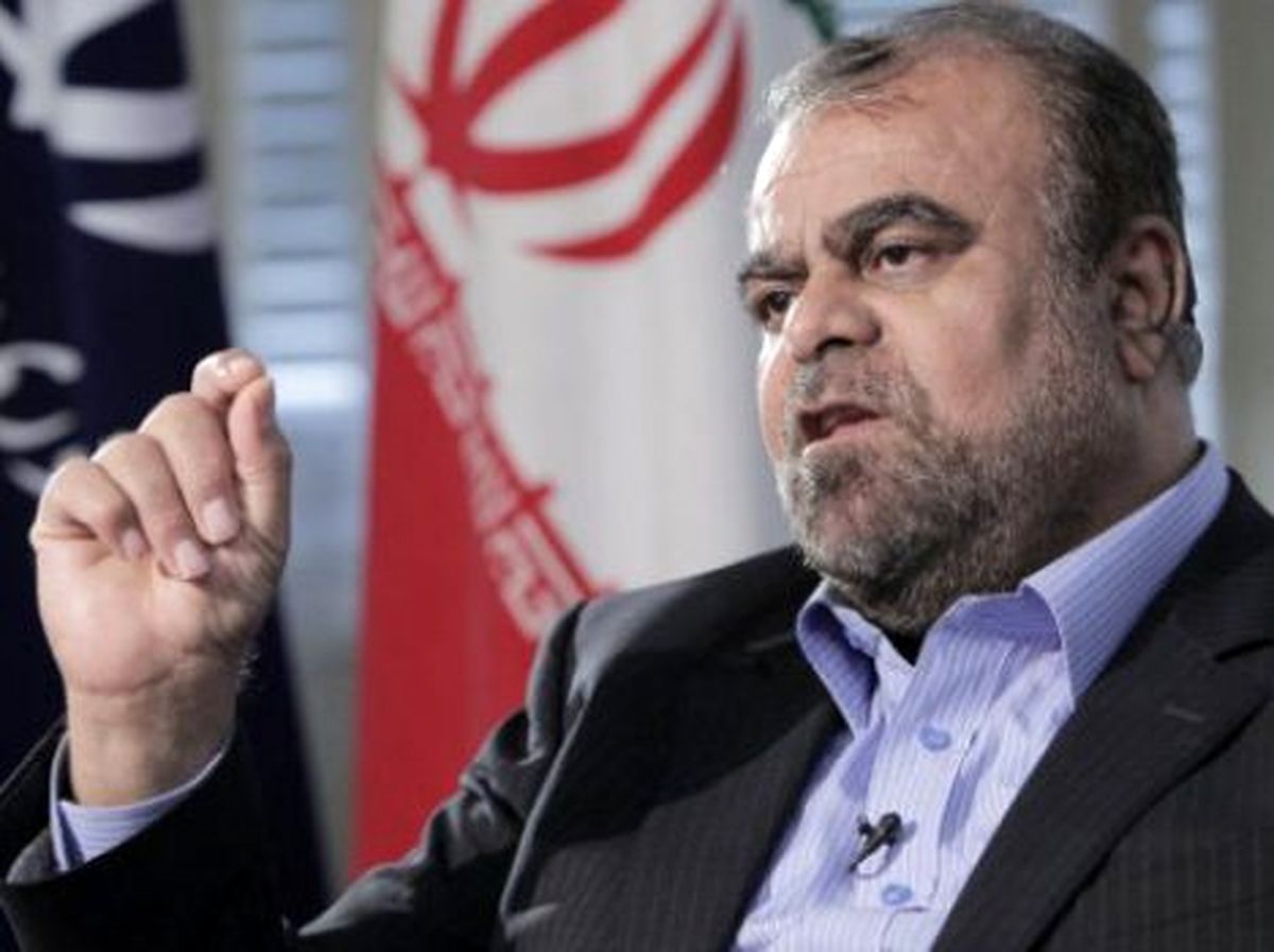 انتقادوزیر راه و شهرسازی از عملکرد برخی مسئولان راه‌آهن جمهوری اسلامی ایران
