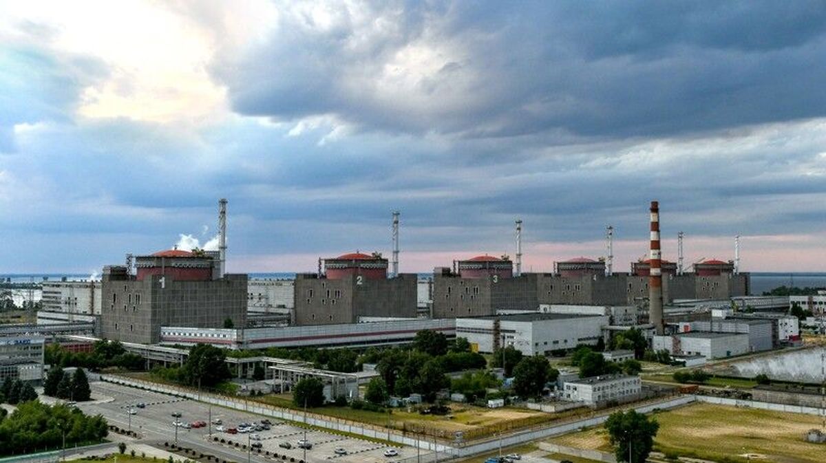 اوکراین از وقوع انفجار در نزدیکی نیروگاه هستهای زاپوریژیا خبر داد