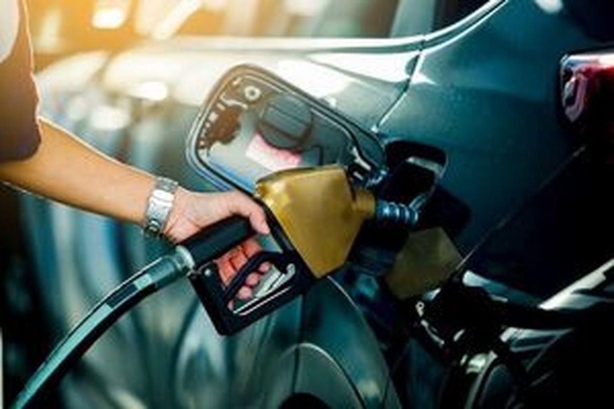 جزئیات تخصیص ۱۵ لیتر بنزین به کارتهای ملی
