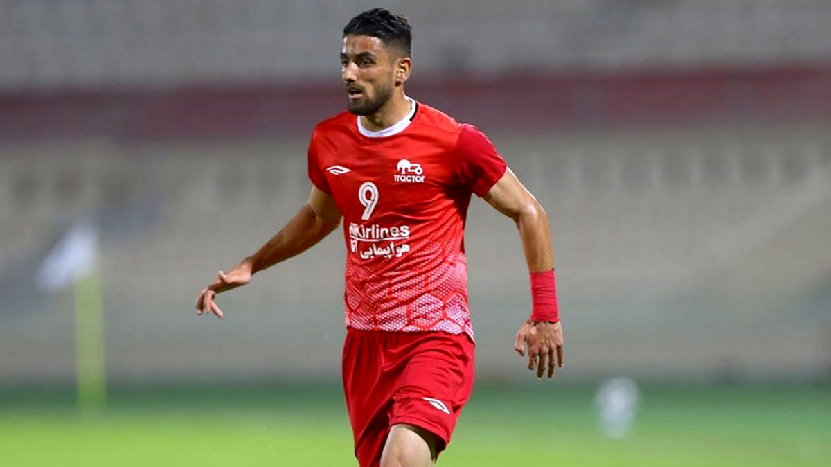 حمله هواداران پرسپولیس به گزینه گل‌محمدی