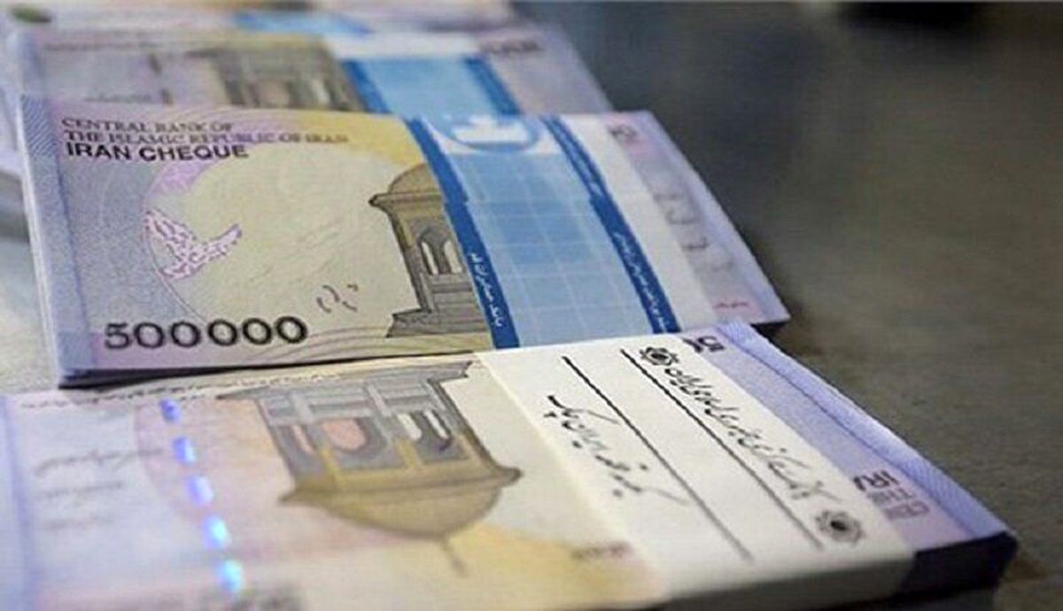 افزایش حقوق کارکنان دولت عملیاتی شود