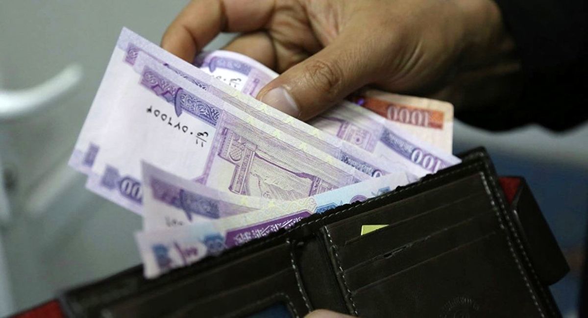 افزایش حقوق کارمندان و  حقوق بازنشستگان در دستور کار دولت