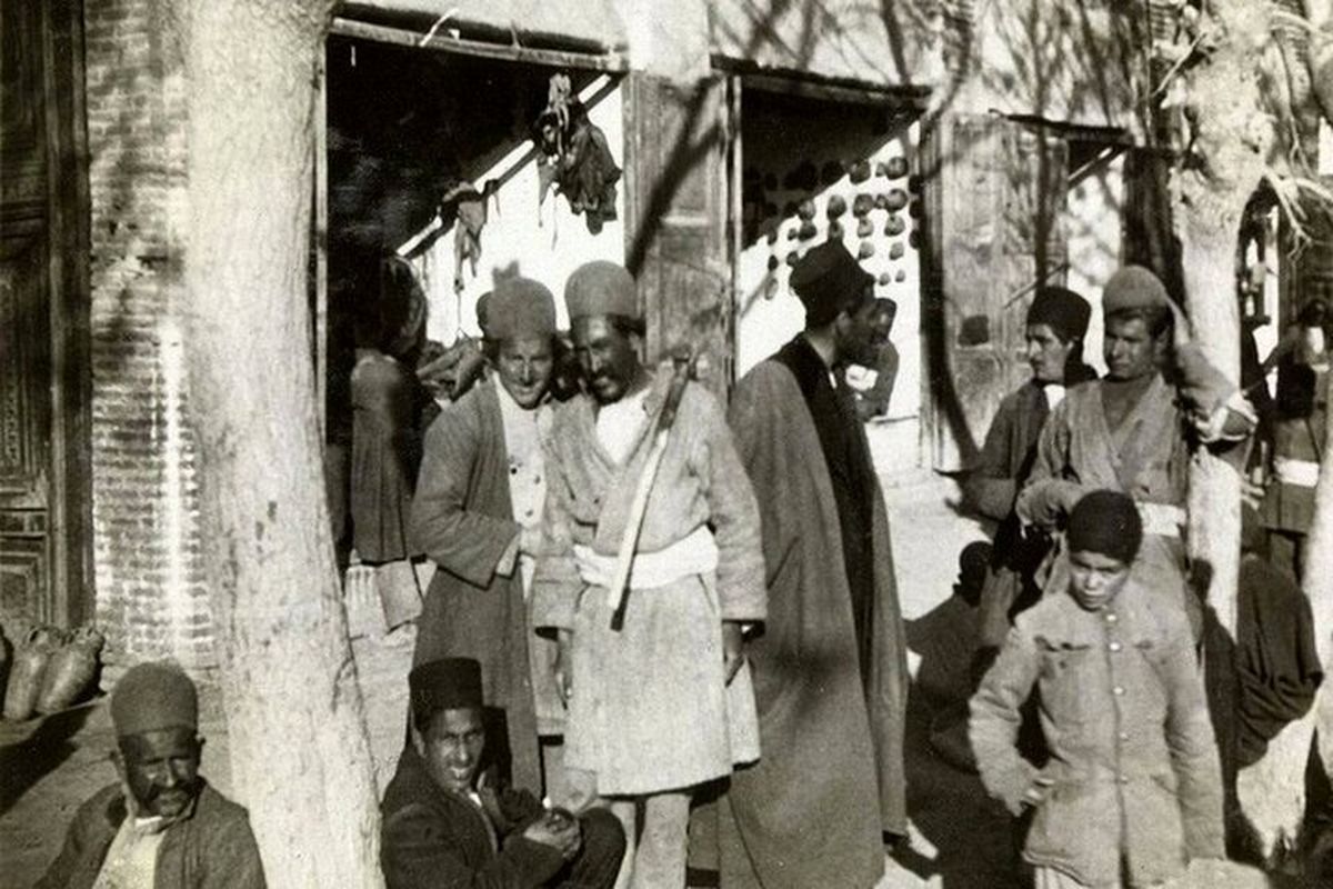 حقوق کارمندان در زمان سلطنت قاجاریه چقدر بوده است؟ + عکس