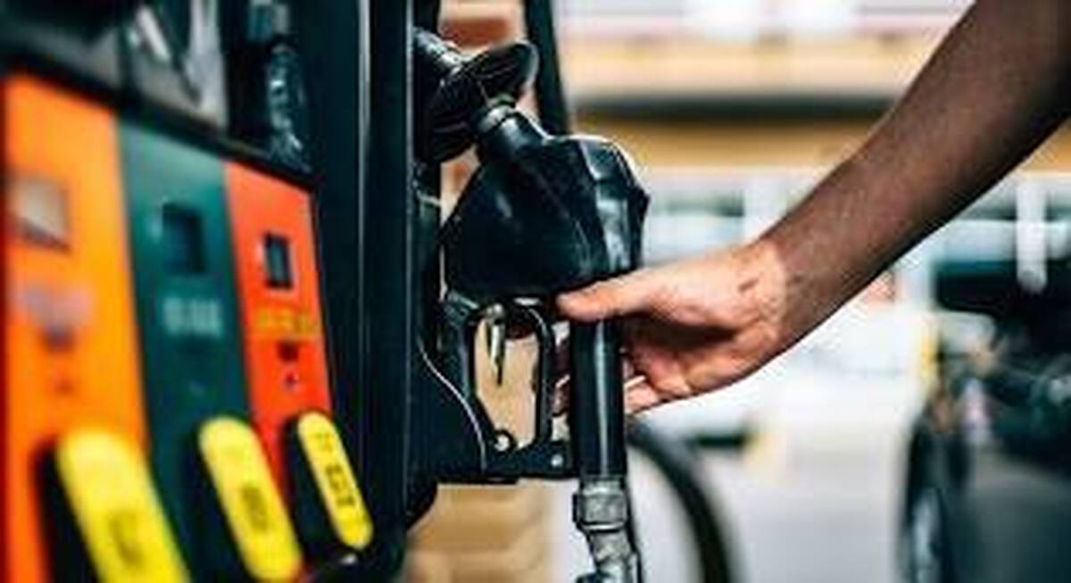 سه نرخی شدن گازوئیل به کجا رسید؟   تغییر سیاست‌گذاری‌ها پس از اعتصاب کامیون‌داران!