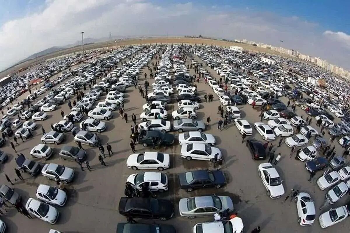 قیمت خودرو در بازار آزاد سهشنبه ۱۴ مرداد ماه