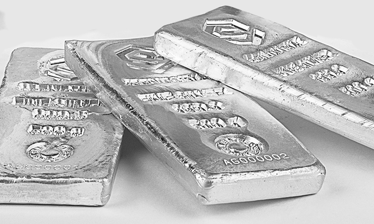 قیمت نقره امروز شنبه ۱۵ شهریور ۱۴۰۴   هر گرم نقره ۱۳ هزار تومان گران شد