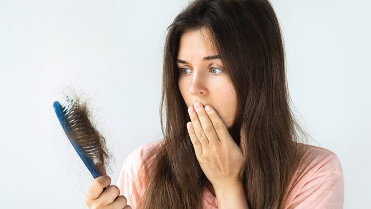 4 عادت ساده که از ریزش مو جلوگیری می‌کند
